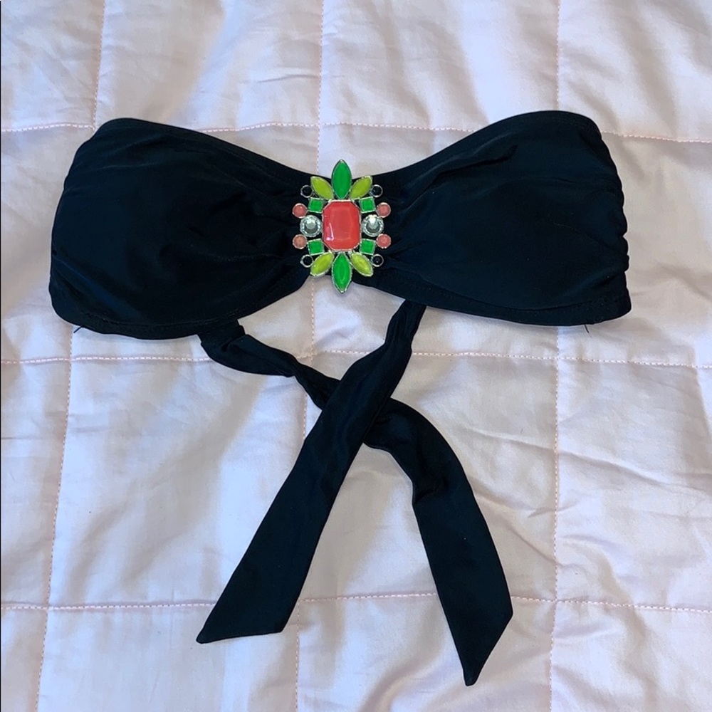 Strapless tie back bikini top